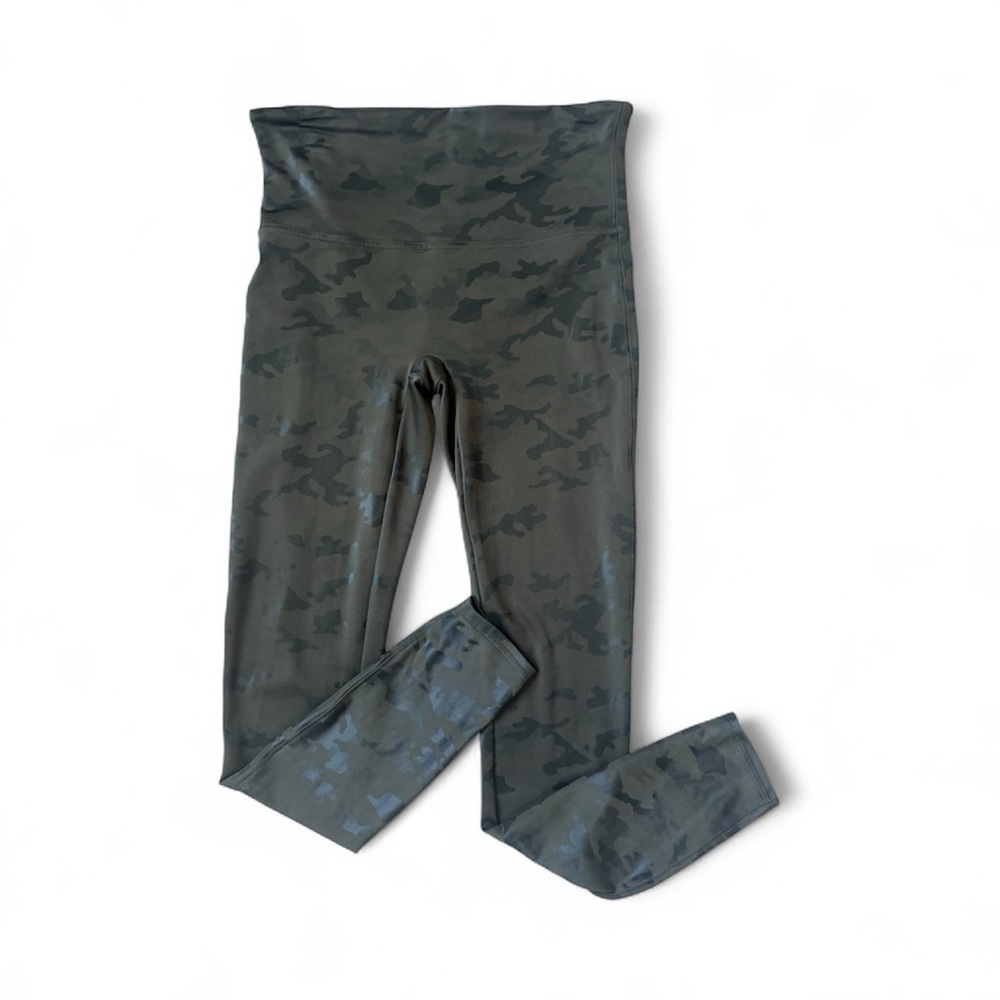 Spanx Black and Muted Green Camouflage High-Waisted Leggings Size Large